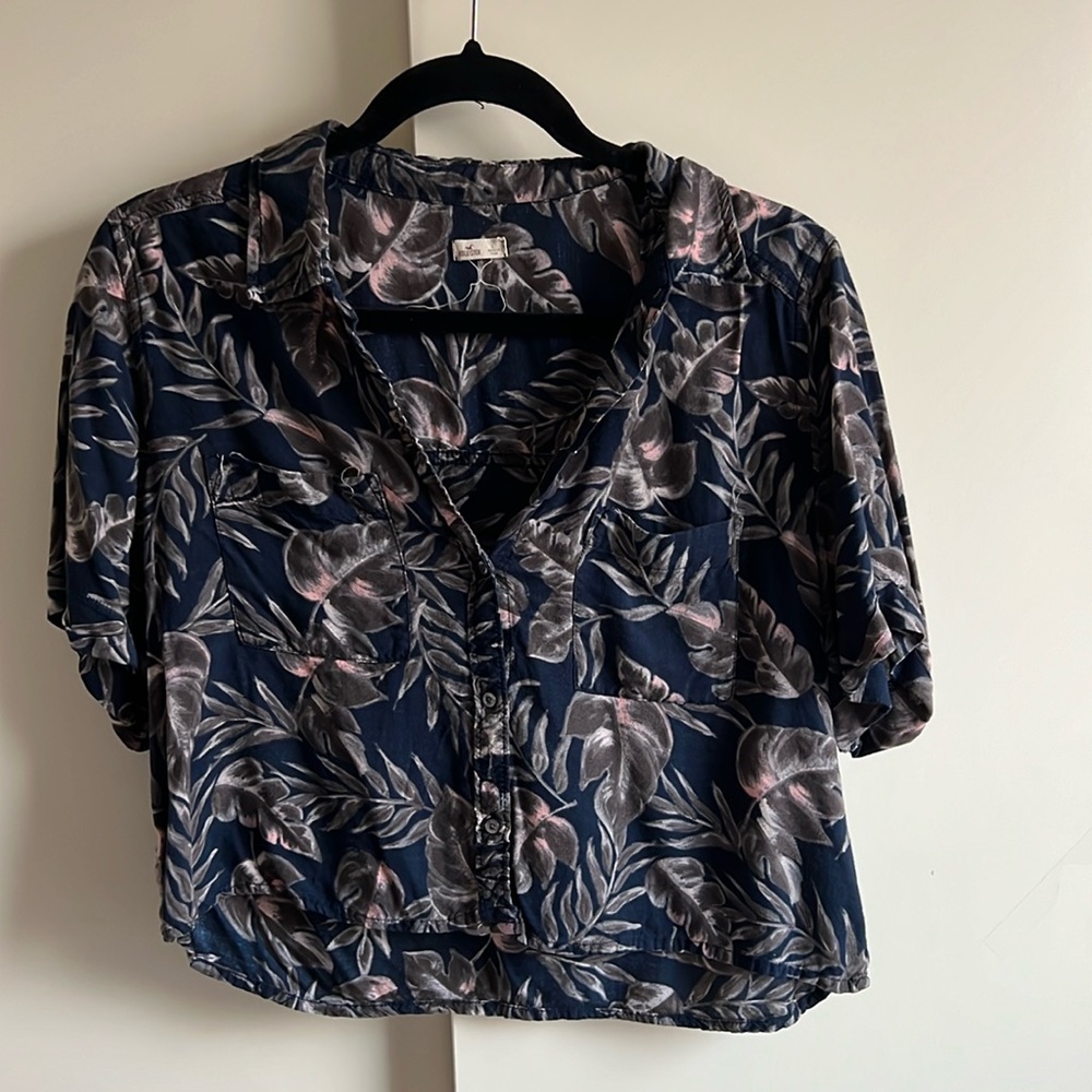 Hollister floral shirt